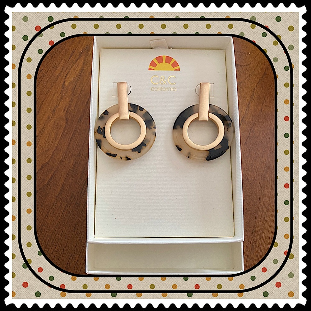 C&C California NIB Tortoise Shell Circle Earrings